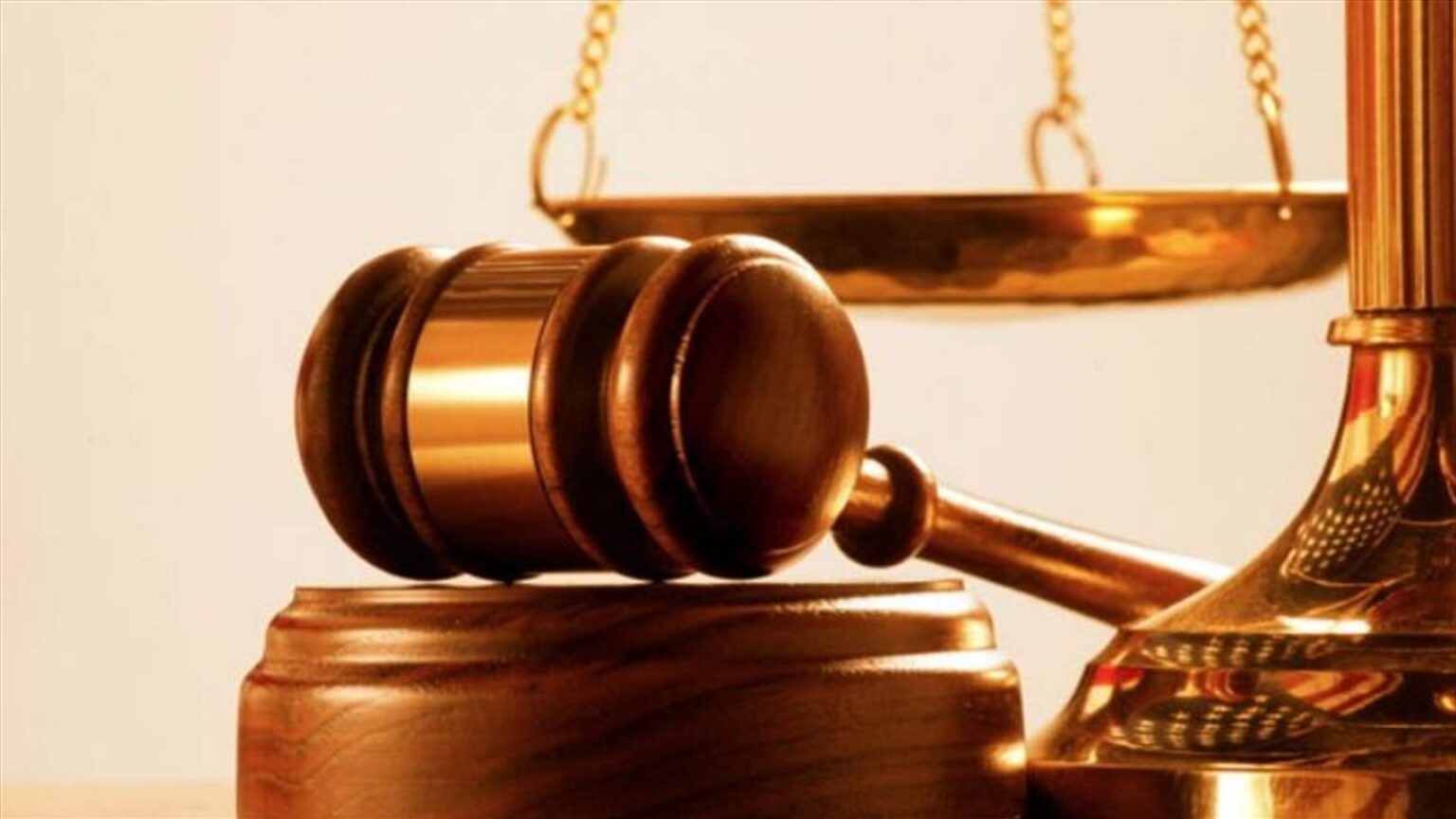 القاضي الحجار يطلب من الأمانة العامة لمجلس النواب رفع الحصانة عن النائب بوشكيان لملاحقته قضائيا