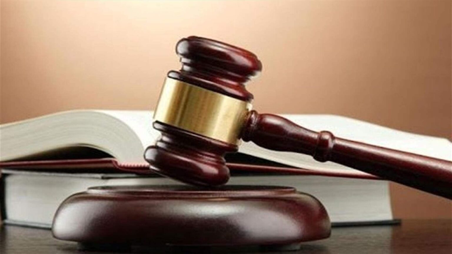 المساعدون القضائيون يعتكفون الخميس والجمعة لعدم تلبية مطالبهم