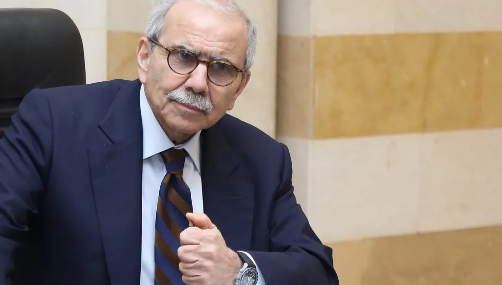 سلام يرحّب ببدء تسليم السلاح الفلسطيني: الدفعة الأولى وُضعت بعهدة الجيش اللبناني