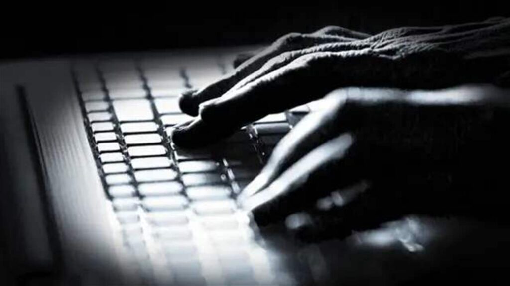اختراقات مفاجئة تضرب حركة الاتصالات الحزبية