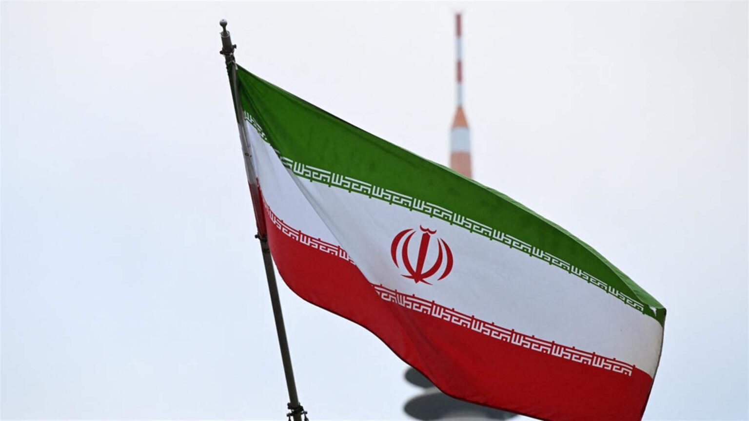 إيران تحذر من “ضغوط وتأثيرات مدمّرة” على الجهود الدبلوماسية قبل زيارة نتانياهو إلى واشنطن