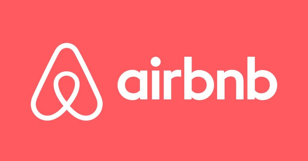 Airbnb تطور تطبيقاً ذكياً لتخطيط الرحلات