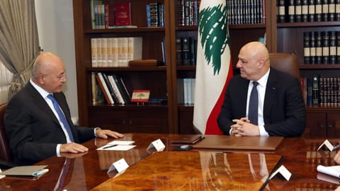 الرئيس عون: الحكومة تعمل لتأمين الرعاية للنازحين