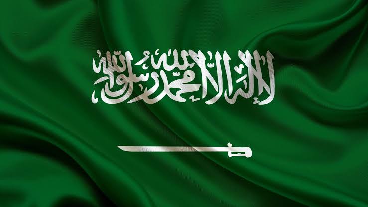 الدفاع السعودية تعلن التصدي لمسيّرات وصواريخ باليستية